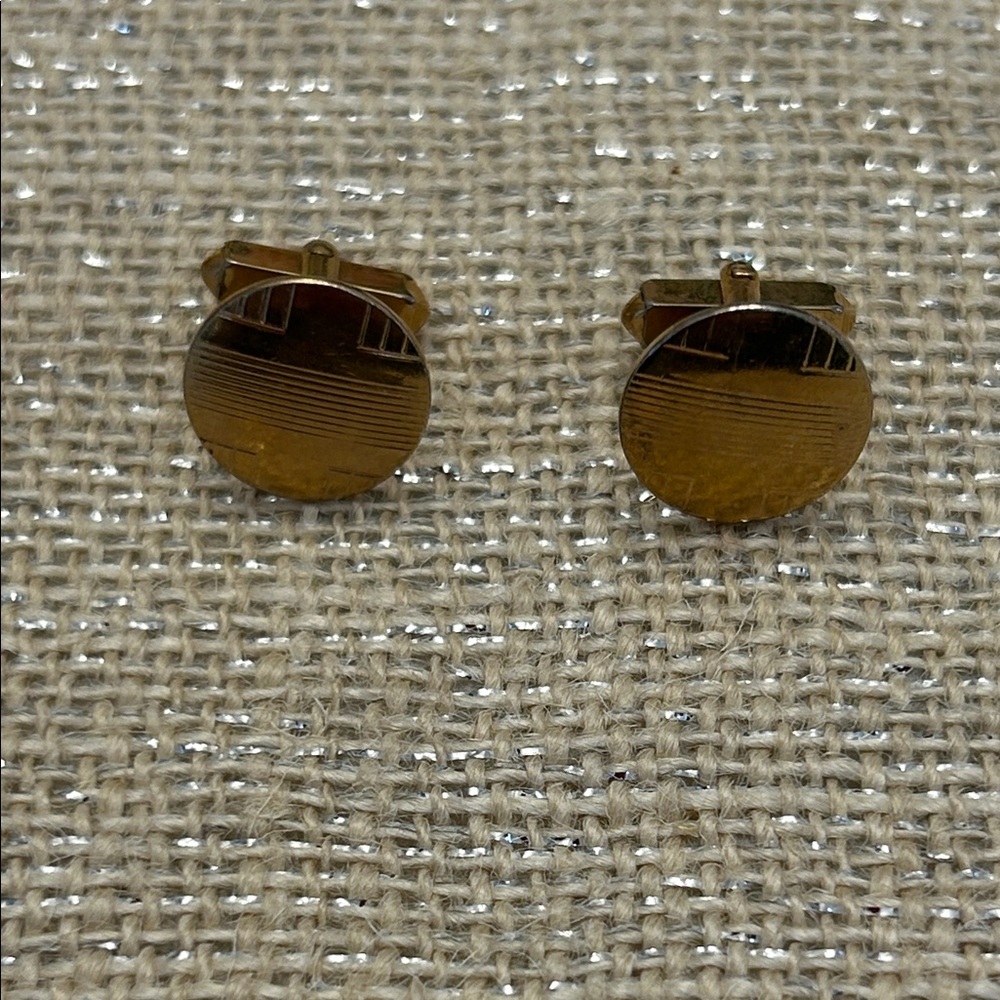 Vintage Round Goldtone Cufflinks